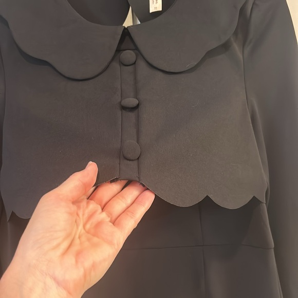 Adorable Alice Moon mini dress with scalloped edges and cutout back - Picture 8 of 9